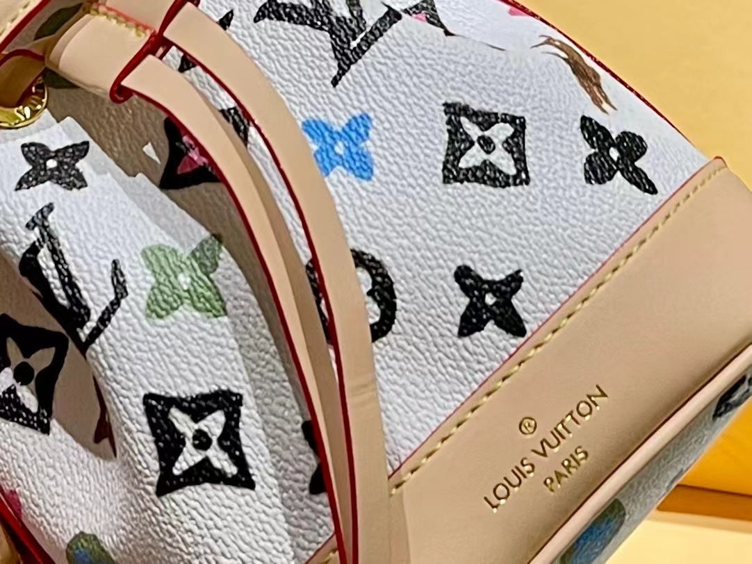 LV miniチェーンバケットバッグ 【50％割引+送料無料】