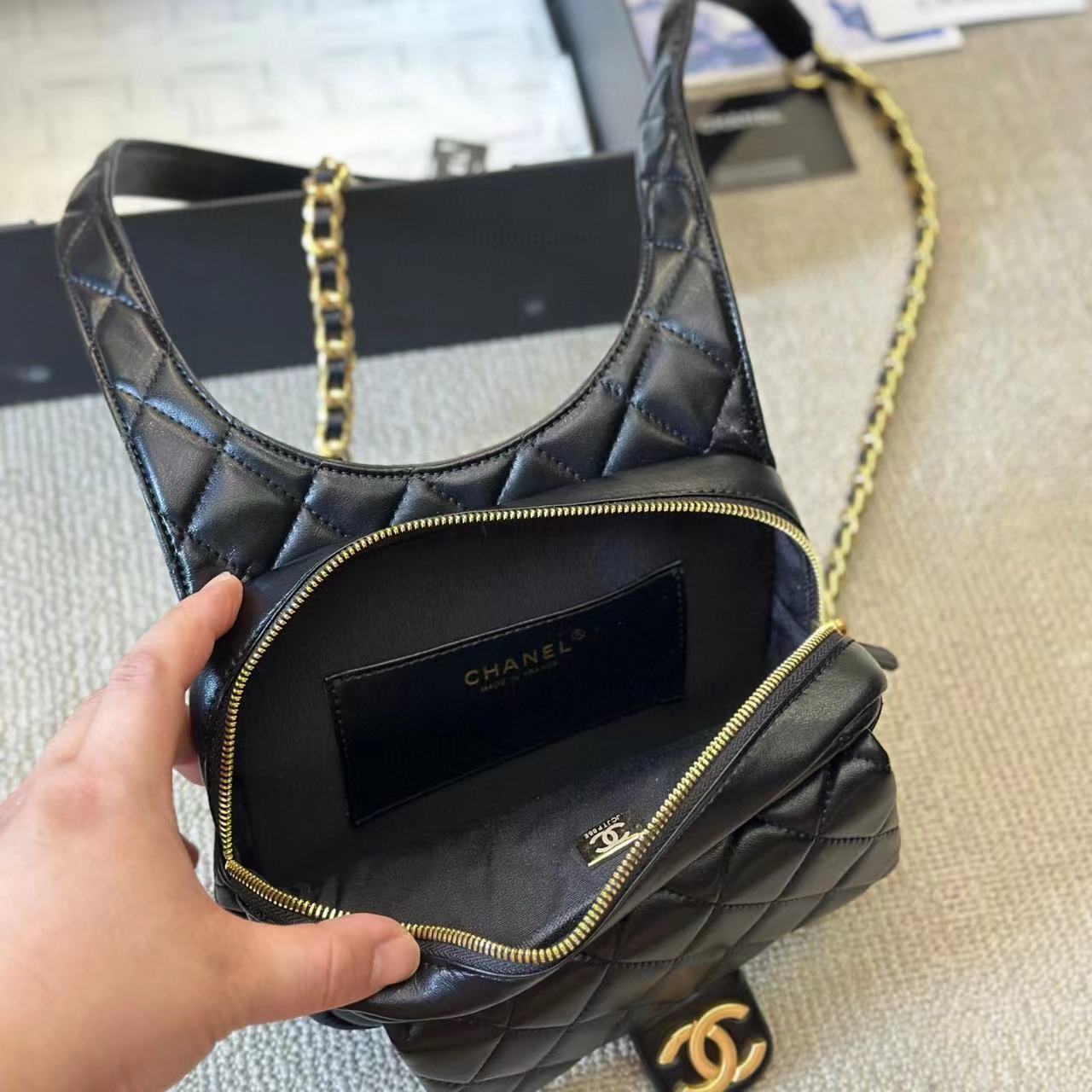 CHANE1 チェーンバックパック【 50％割引+送料無料】