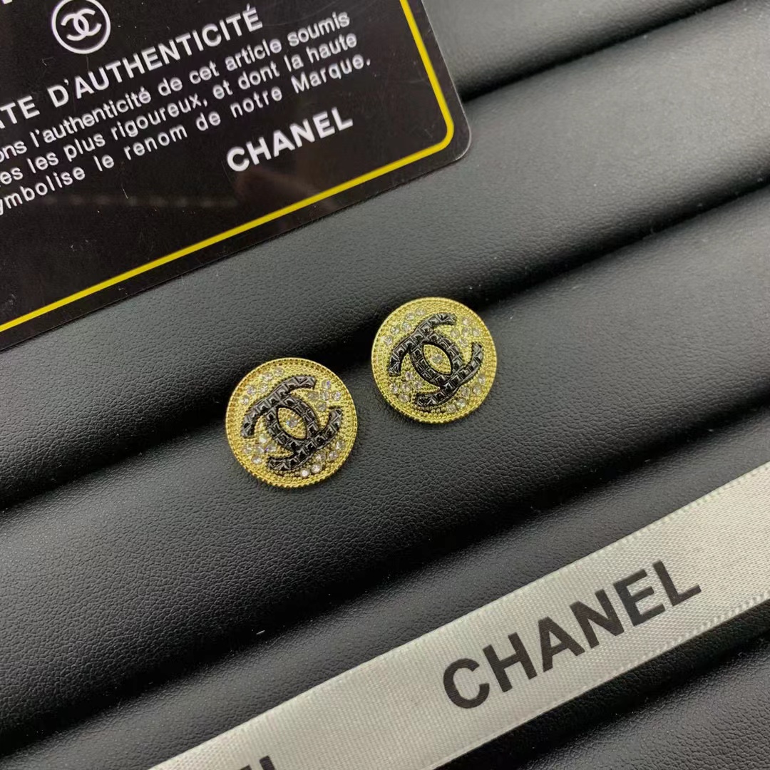 CHANE1 ダブルC ラウンドピアス【 50％割引+送料無料】