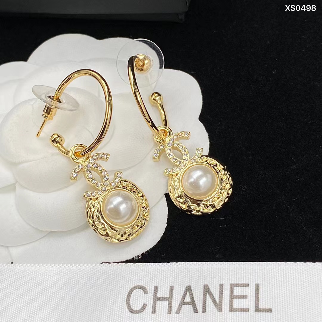 CHANE1 ダブルC パール イヤリング【 50％割引+送料無料】