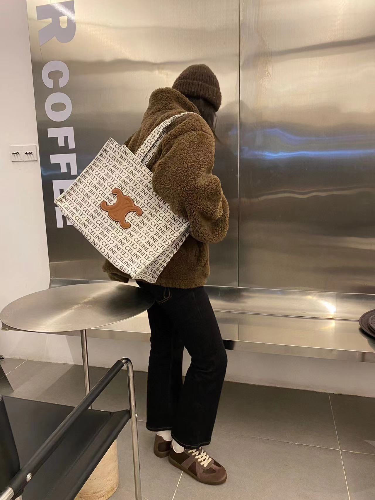 CEL1NE 凱旋門レターショッピングバッグ【 50％割引+送料無料】