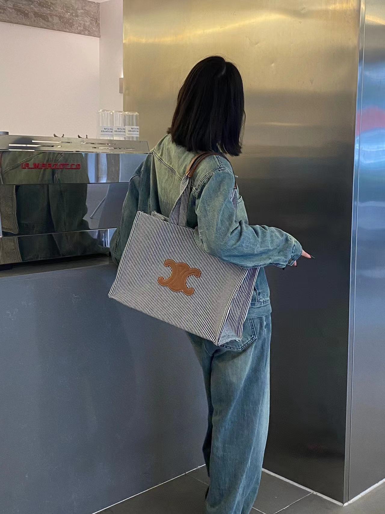 CEL1NE ストライプ 凱旋門 ショッピング バッグ【 50％割引+送料無料】