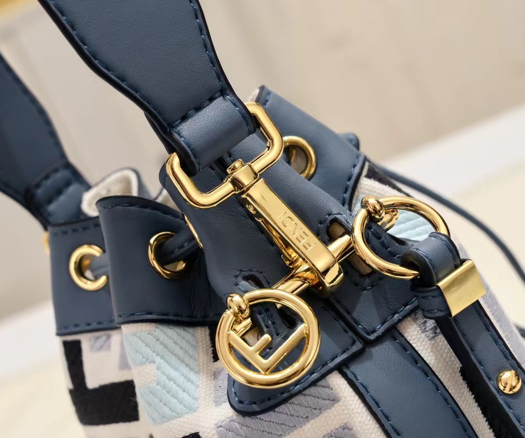 FEND1 FF バケットバッグ【 50％割引+送料無料】