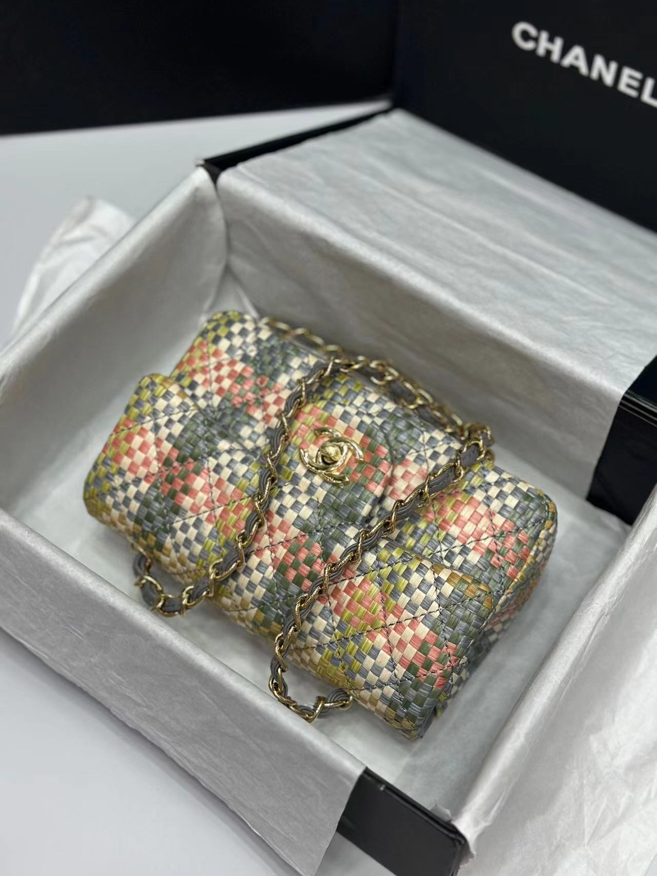 CHANE1 カラフルストローショルダークロスボディバッグ【 50％割引+送料無料】