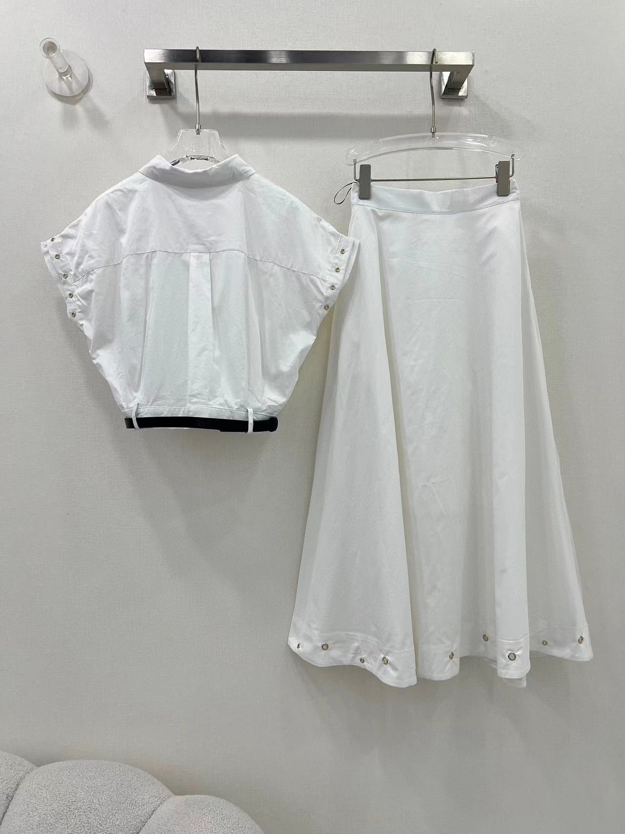 VALENT1NO ラペルトップ+スカート 2点セット【50％割引+送料無料】