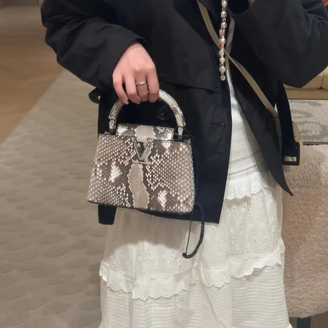 LV Capucines ハンドバッグ【50％割引+送料無料】