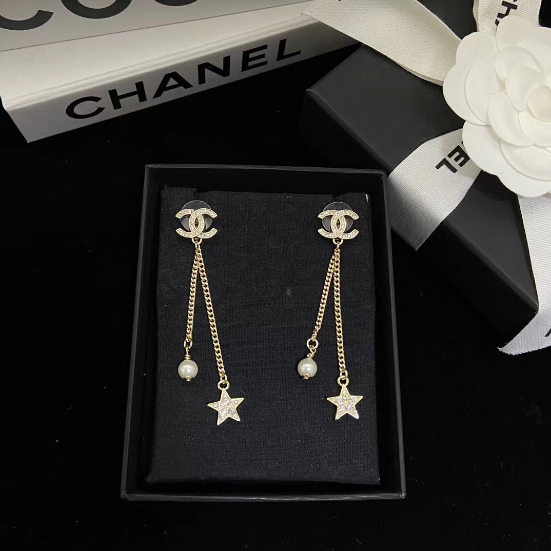 CHANE1 ダブルCタッセルスターピアス【50％割引+送料無料】