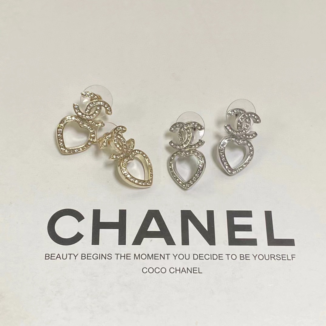 CHANE1 ホローハート ダブルC スタッドピアス【50％割引+送料無料】