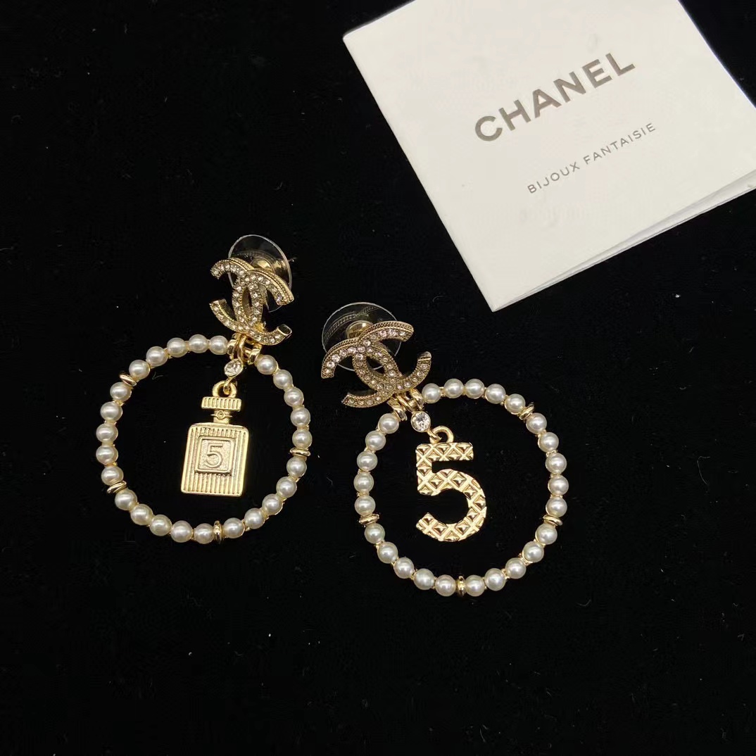 CHANE1 ダブルC ラウンドピアス【50％割引+送料無料】