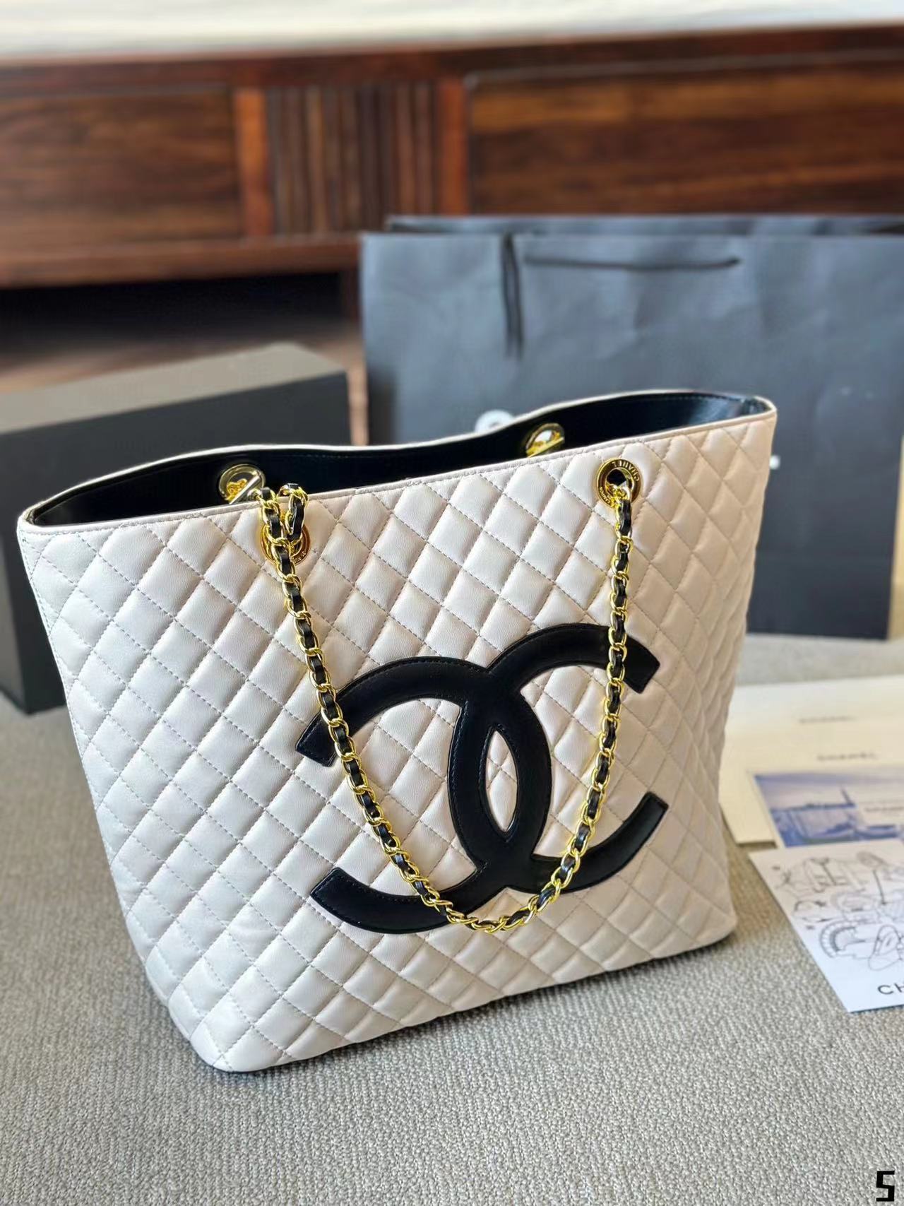 CHANE1 ダブルCチェーンショッピングバッグ【50％割引+送料無料】