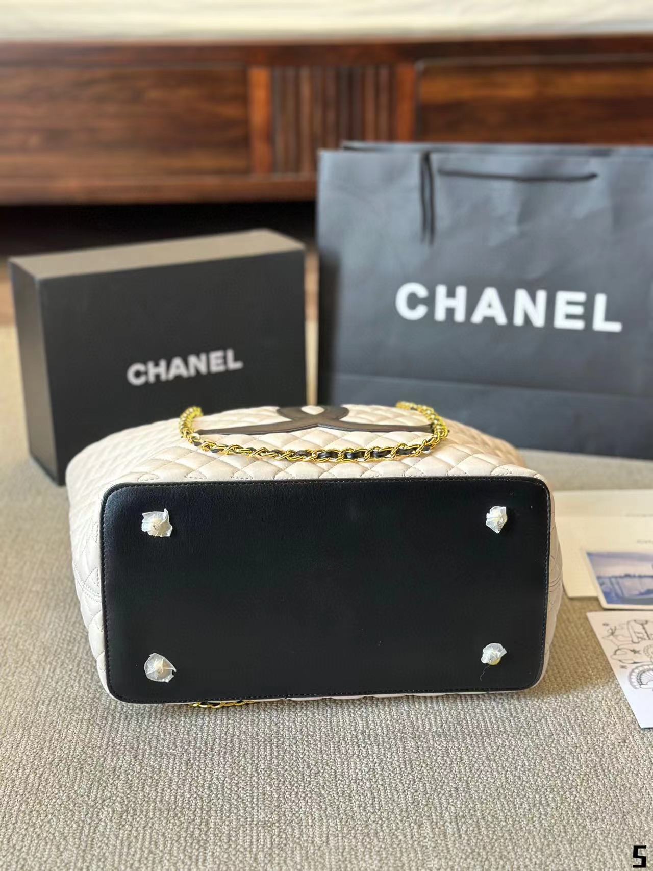 CHANE1 ダブルCチェーンショッピングバッグ【50％割引+送料無料】