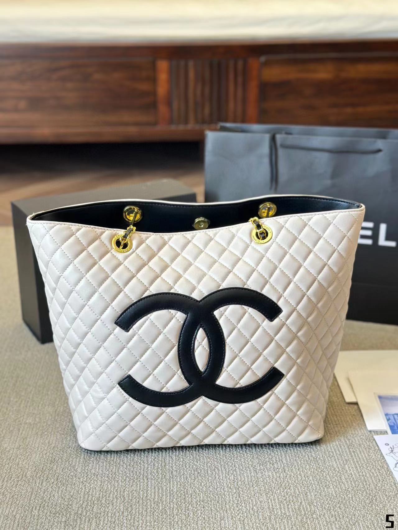 CHANE1 ダブルCチェーンショッピングバッグ【50％割引+送料無料】