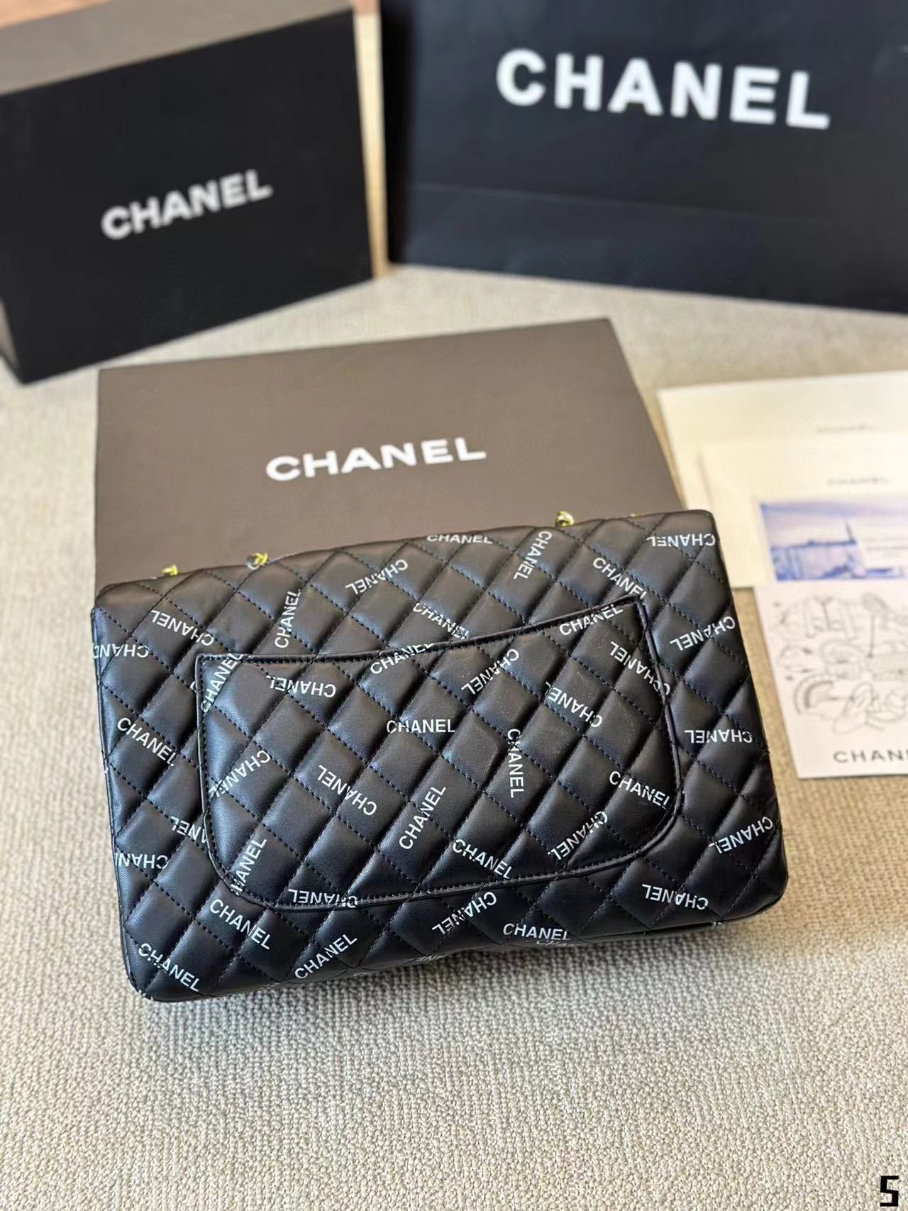 CHANE1 ブラック ゴールド レター チェーン ショルダー クロスボディバッグ【50％割引+送料無料】