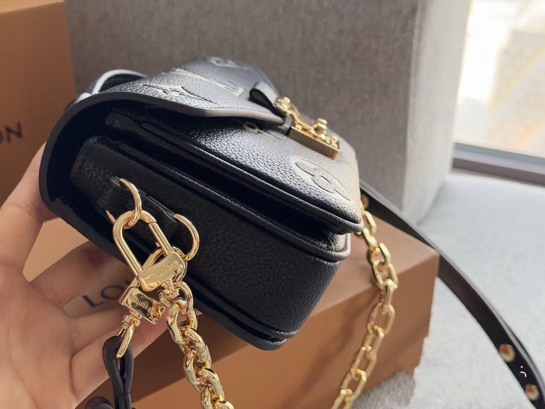 LV チェーンプリント アンダーアーム クロスボディバッグ【50％割引+送料無料】