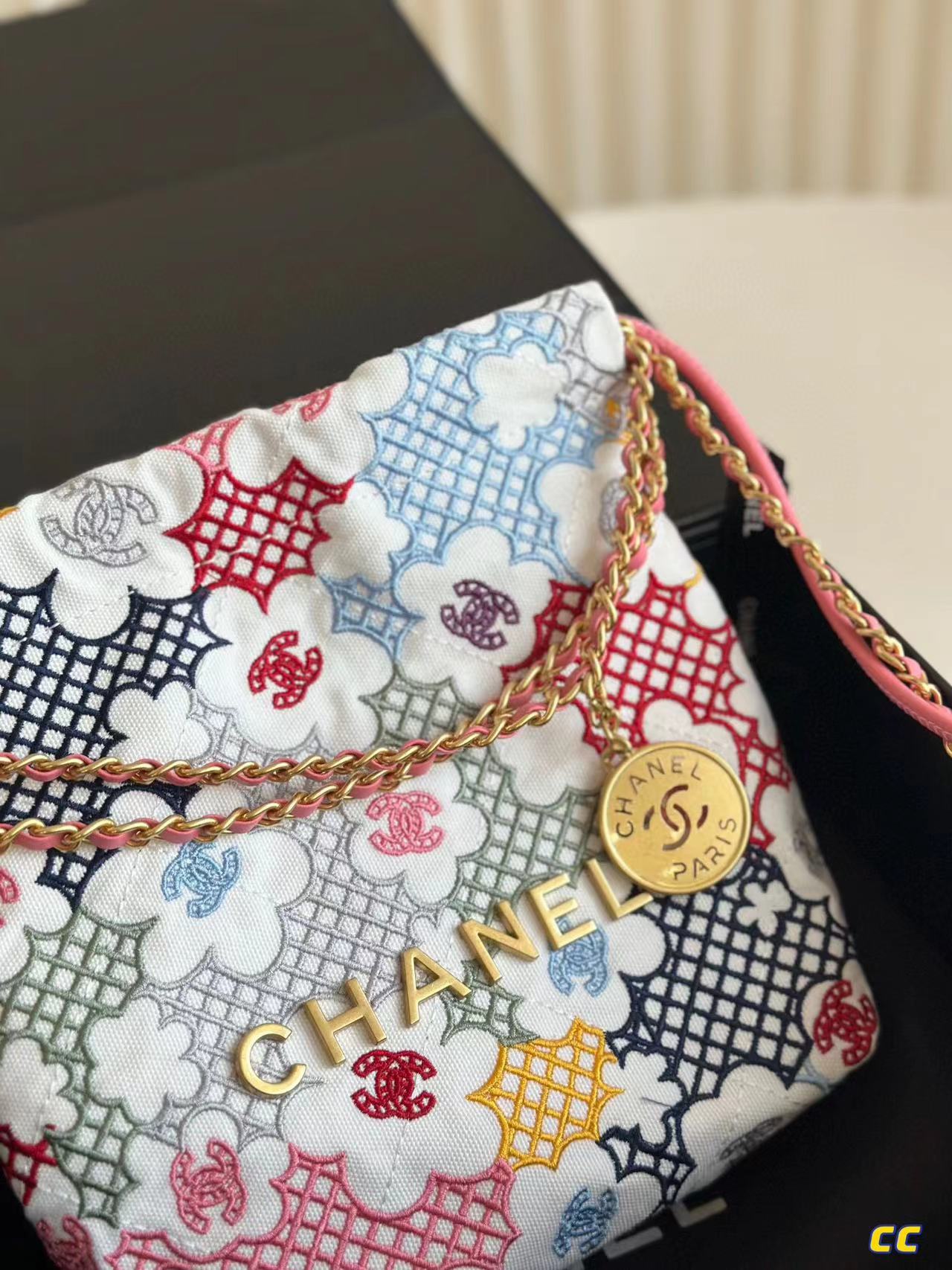 CHANE1 カラフルロゴ ショッピングバッグ【50％割引+送料無料】