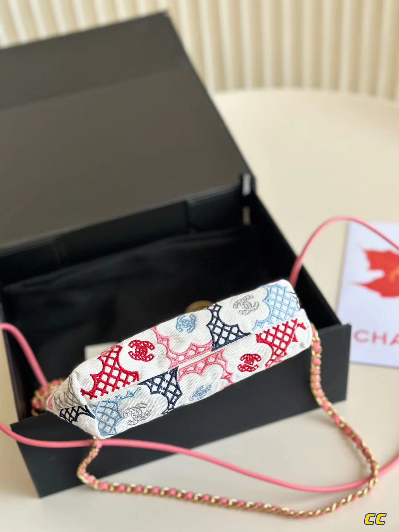 CHANE1 カラフルロゴ ショッピングバッグ【50％割引+送料無料】