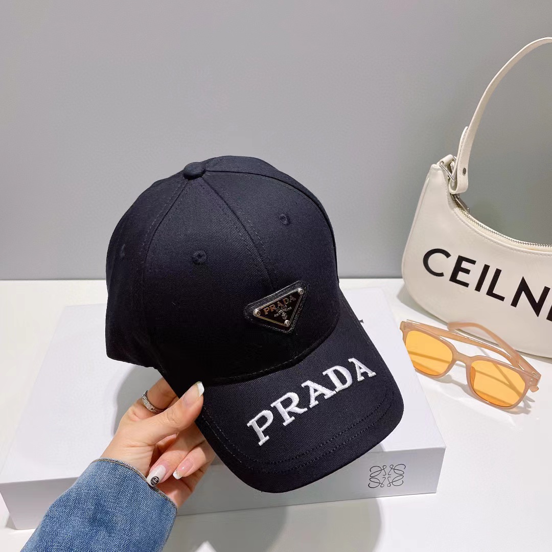 PR4DA トライアングルロゴレターベースボールキャップ【50％割引+送料無料】