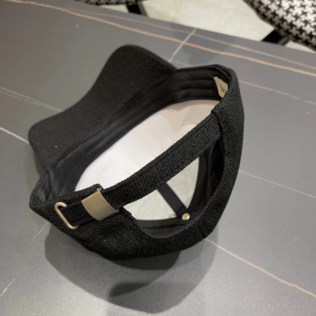 MONCLER シンプルロゴ ベースボールキャップ【50％割引+送料無料】