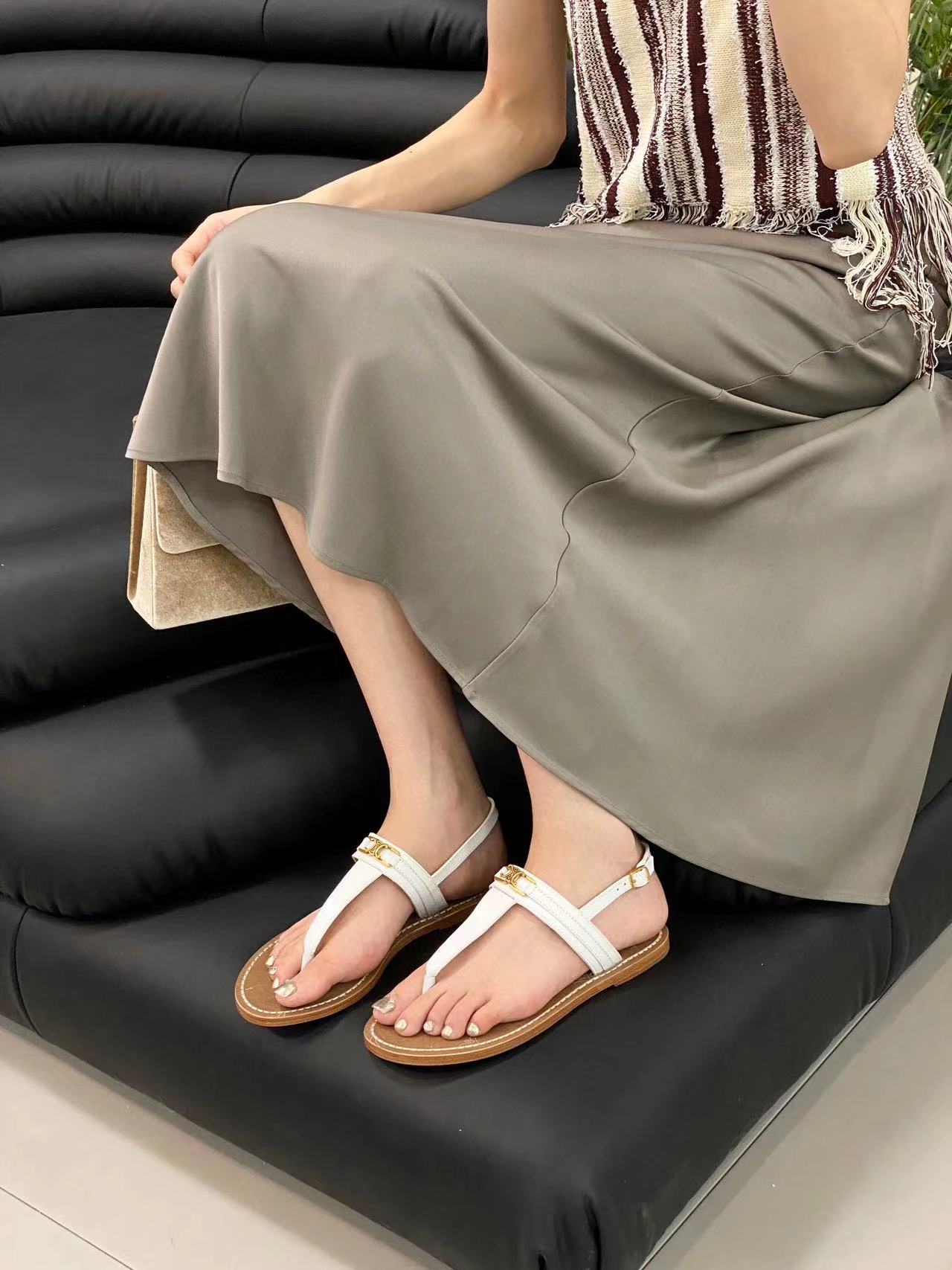 CEL1NE 高品質凱旋門サンダル【50％割引+送料無料】