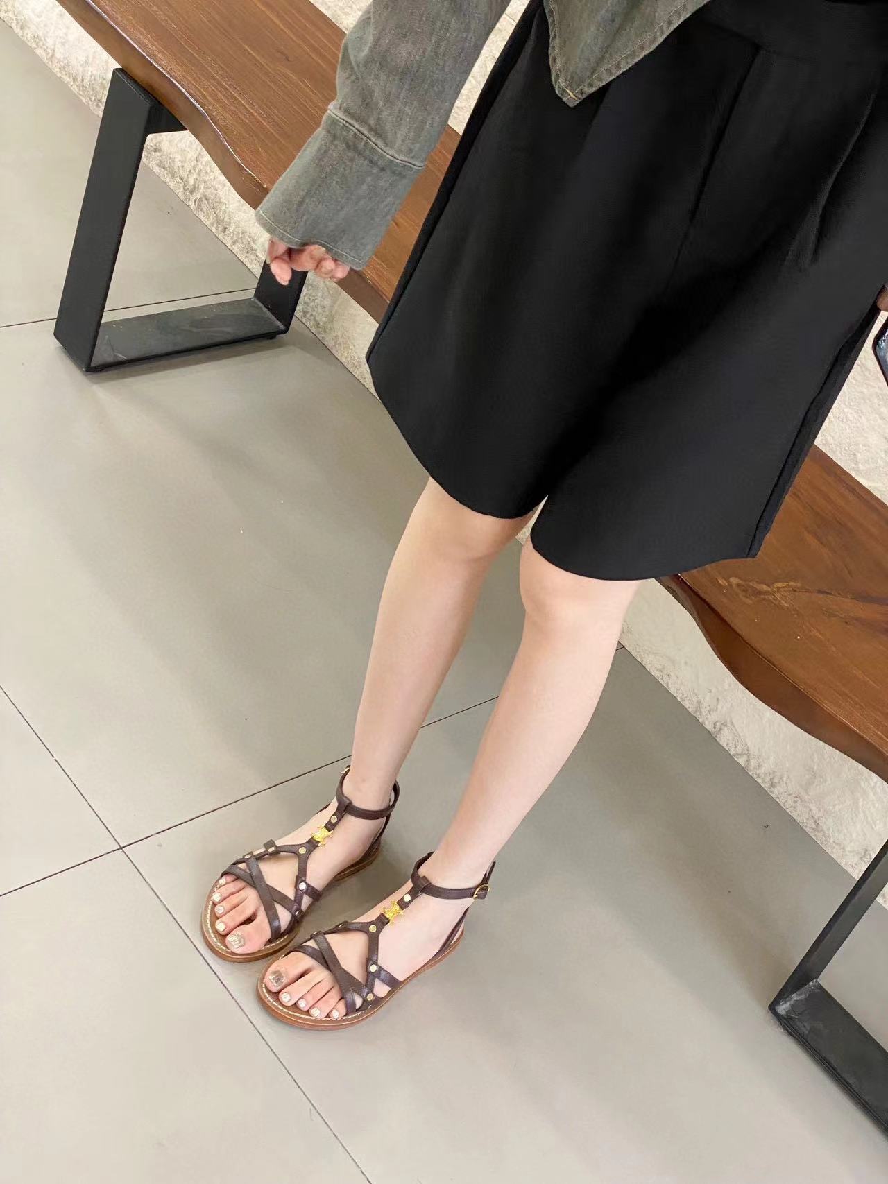 CEL1NE 高品質レトロサンダル【50％割引+送料無料】