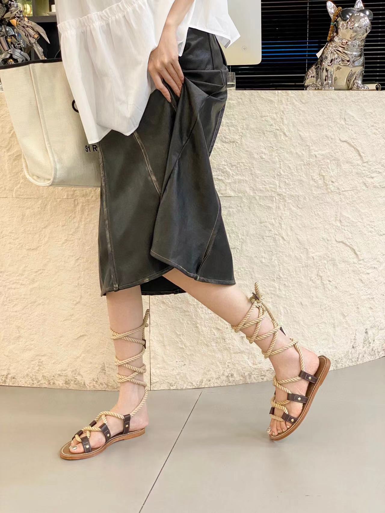 CEL1NE 高品質レトロストラップサンダル【50％割引+送料無料】