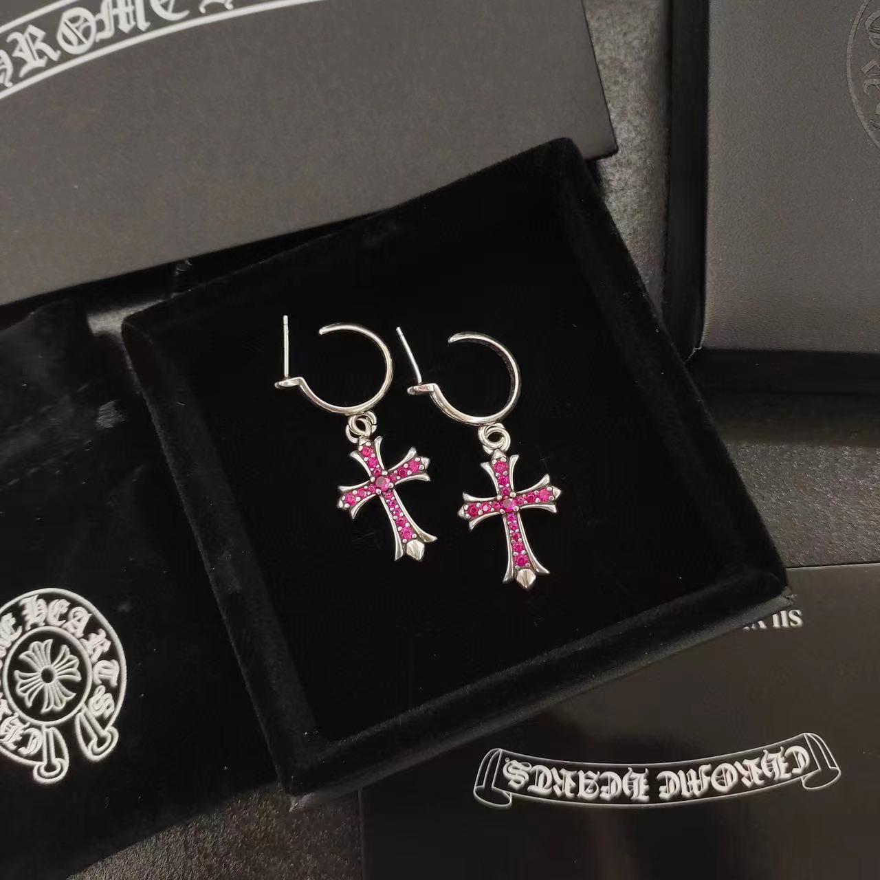 Chr0me Hearts クロスイヤリング【50％割引+送料無料】