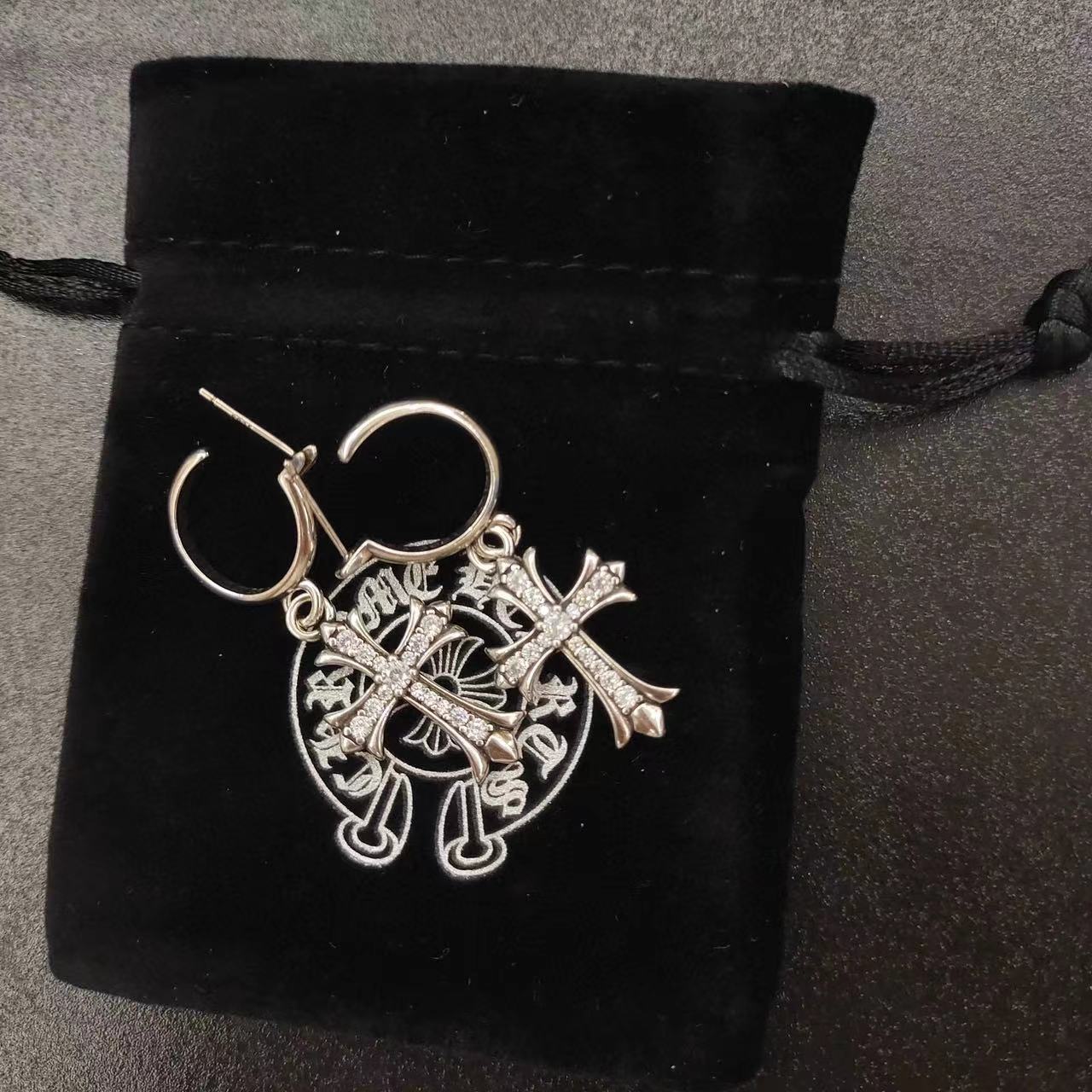 Chr0me Hearts クロスイヤリング【50％割引+送料無料】