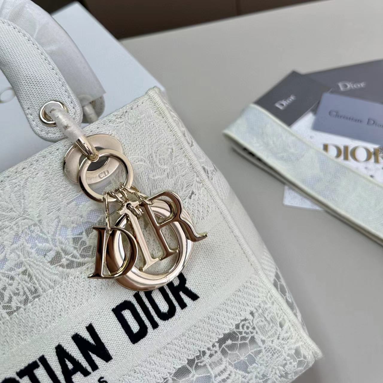 DI0R 高品質レース刺繍ハンドバッグ【50％割引+送料無料】