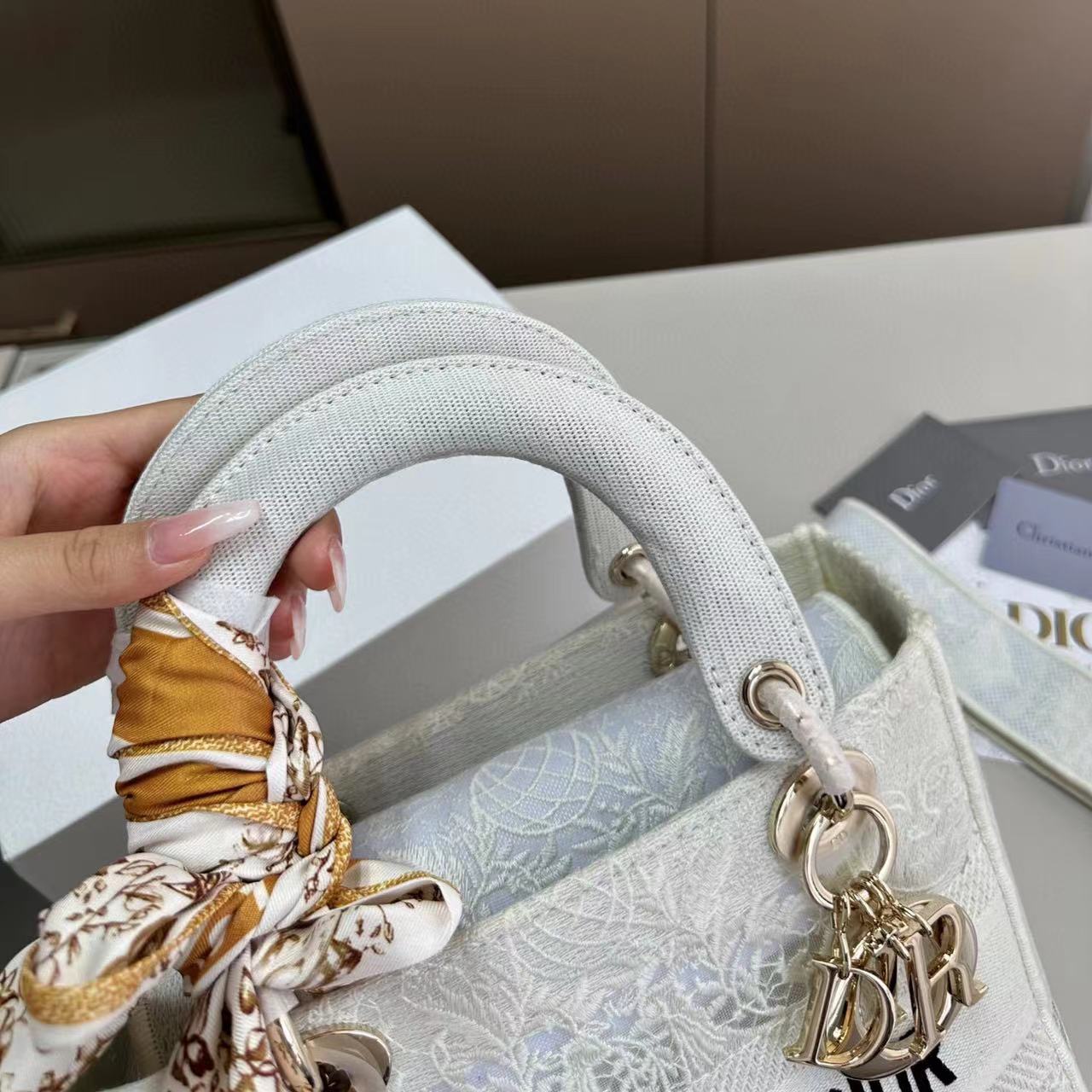 DI0R 高品質レース刺繍ハンドバッグ【50％割引+送料無料】