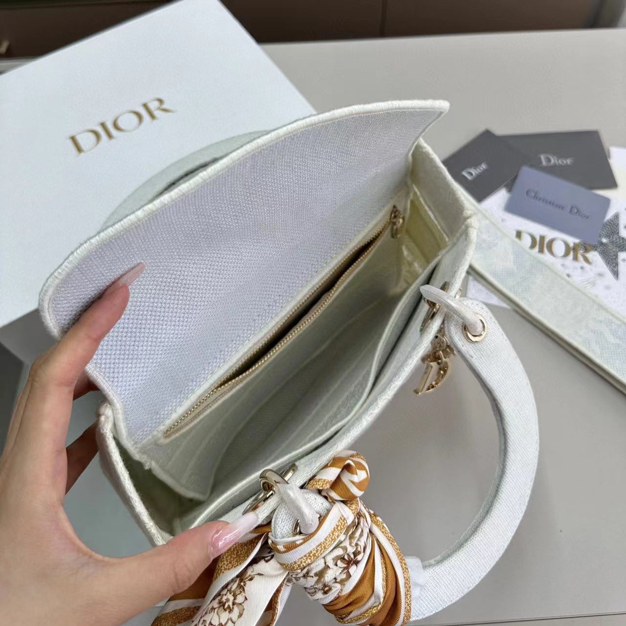 DI0R 高品質レース刺繍ハンドバッグ【50％割引+送料無料】