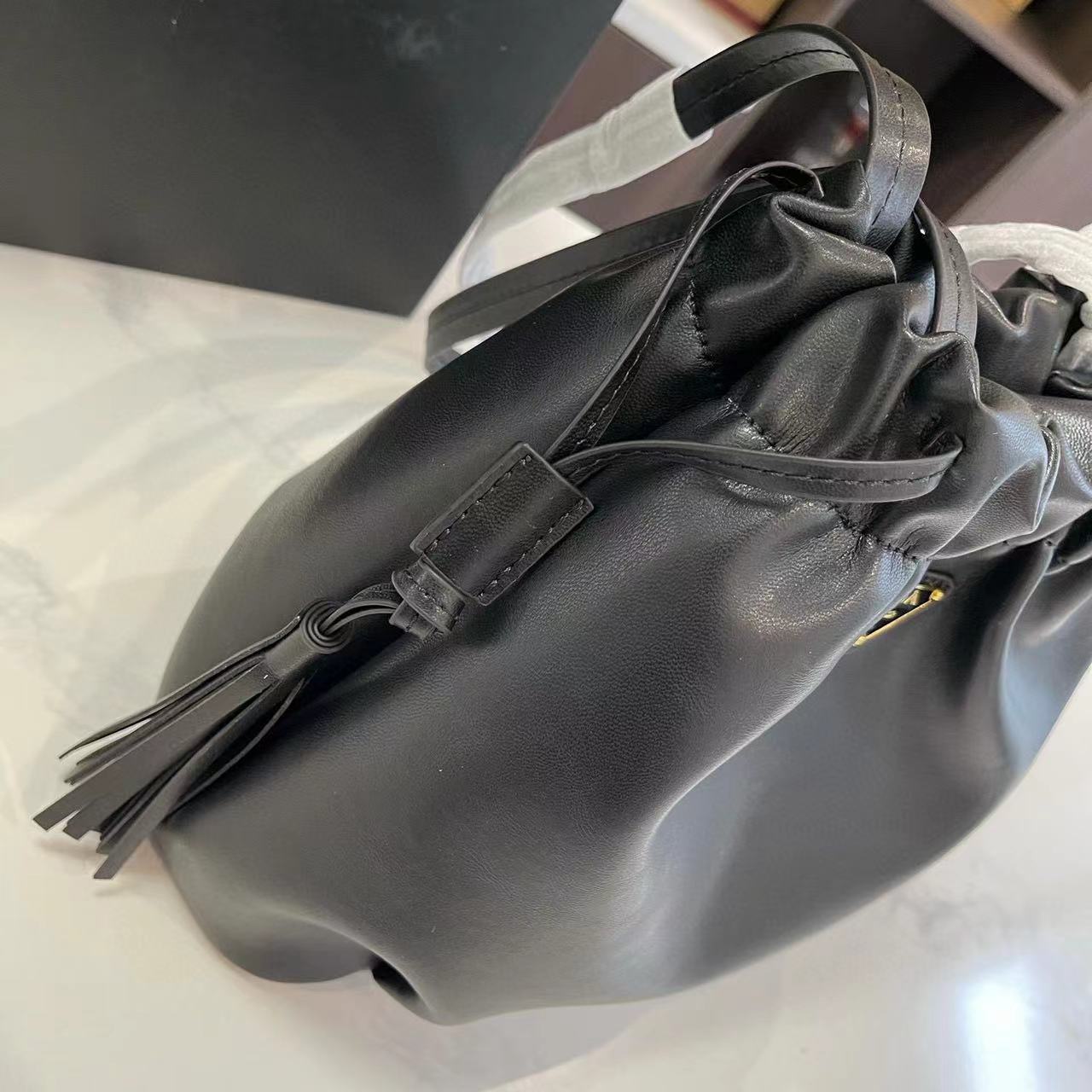 PR4DA バケットアンダーアームバッグ【50％割引+送料無料】