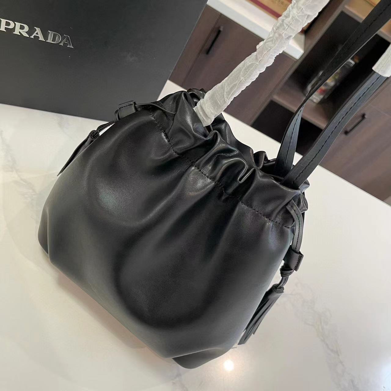 PR4DA バケットアンダーアームバッグ【50％割引+送料無料】