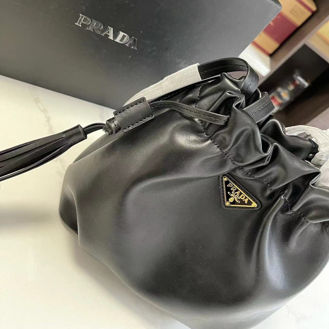 PR4DA バケットアンダーアームバッグ【50％割引+送料無料】