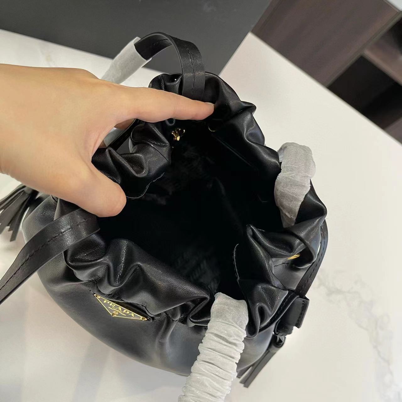 PR4DA バケットアンダーアームバッグ【50％割引+送料無料】