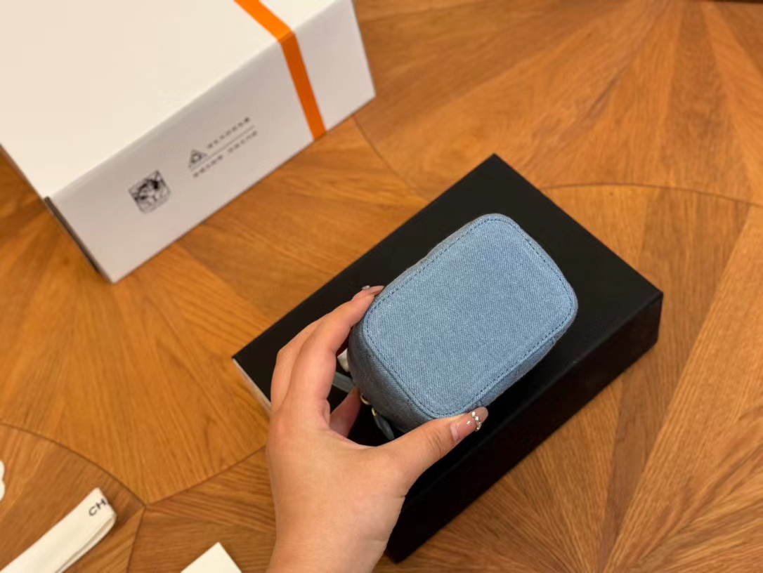 CHANE1 ゴールデンボールデニムショルダースクエアバッグ【50％割引+送料無料】