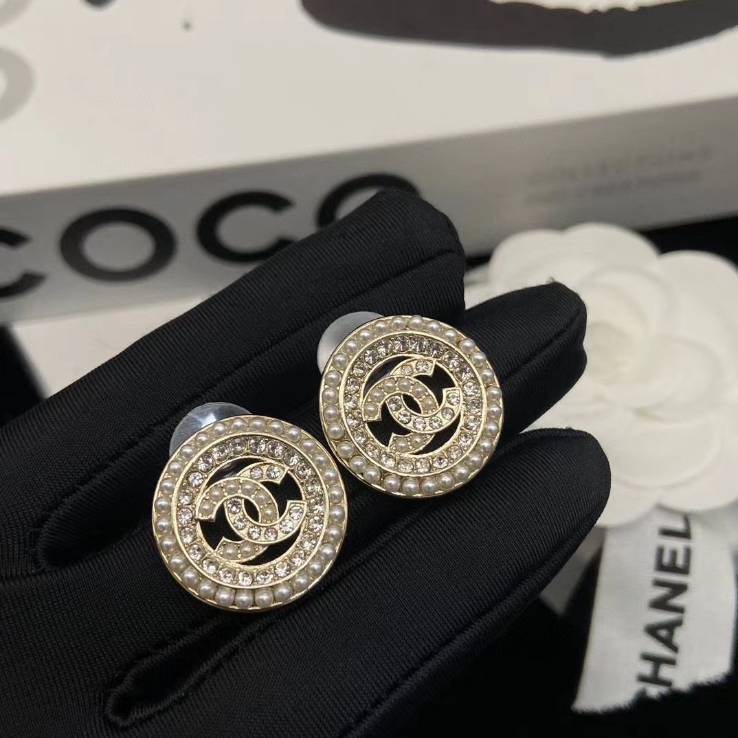 CHANE1 ラウンドパールイヤリング【50％割引+送料無料】