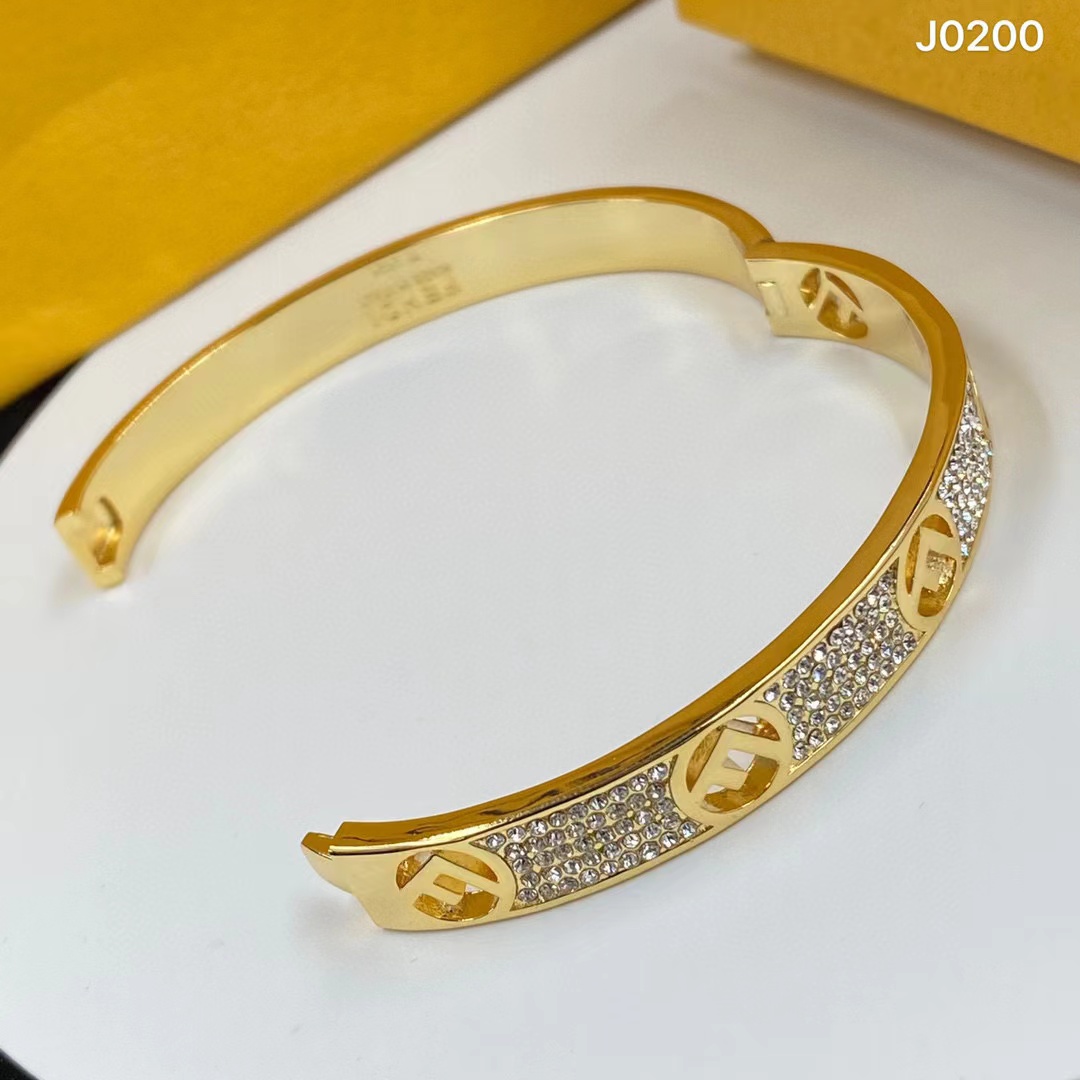 FEND1 ダイヤモンド FF ブレスレット【50％割引+送料無料】