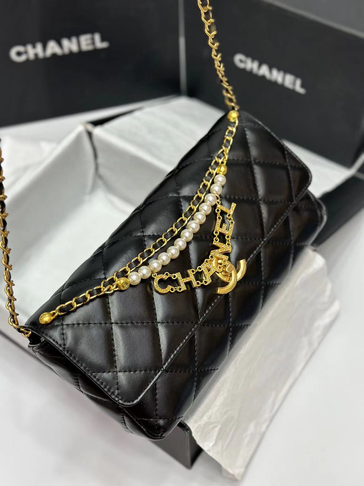 CHANE1 ダブルC パールチェーンバッグ【50％割引+送料無料】