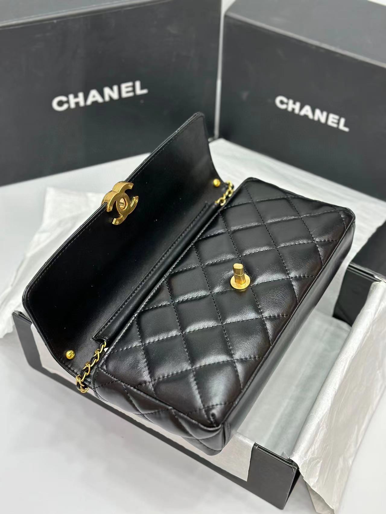 CHANE1 ダブルC パールチェーンバッグ【50％割引+送料無料】