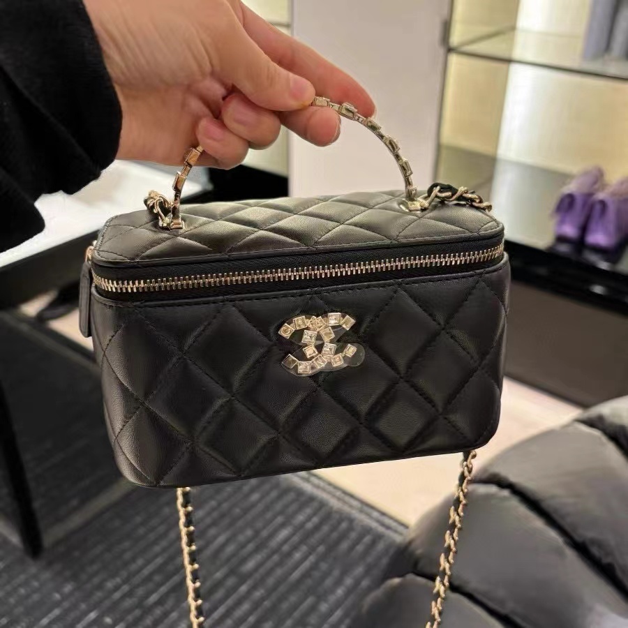 CHANE1 チェーンボックスハンドバッグ【50％割引+送料無料】