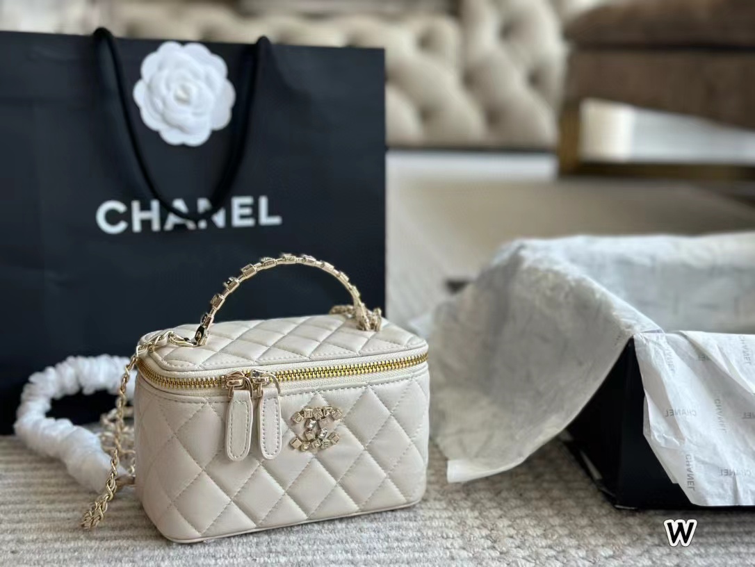 CHANE1 チェーンボックスハンドバッグ【50％割引+送料無料】