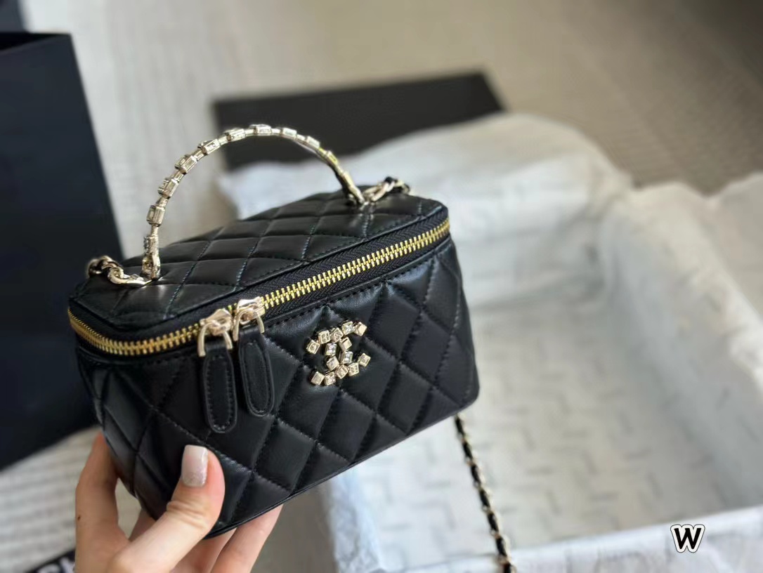 CHANE1 チェーンボックスハンドバッグ【50％割引+送料無料】