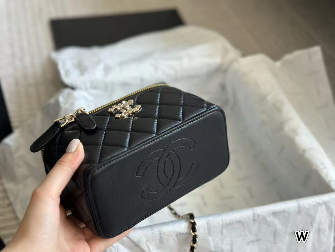 CHANE1 チェーンボックスハンドバッグ【50％割引+送料無料】