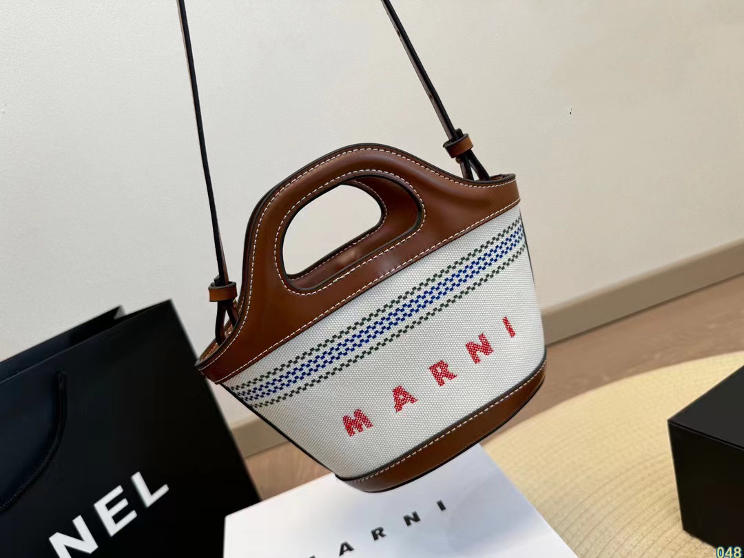 Marni かごハンドバッグ【50％割引+送料無料】