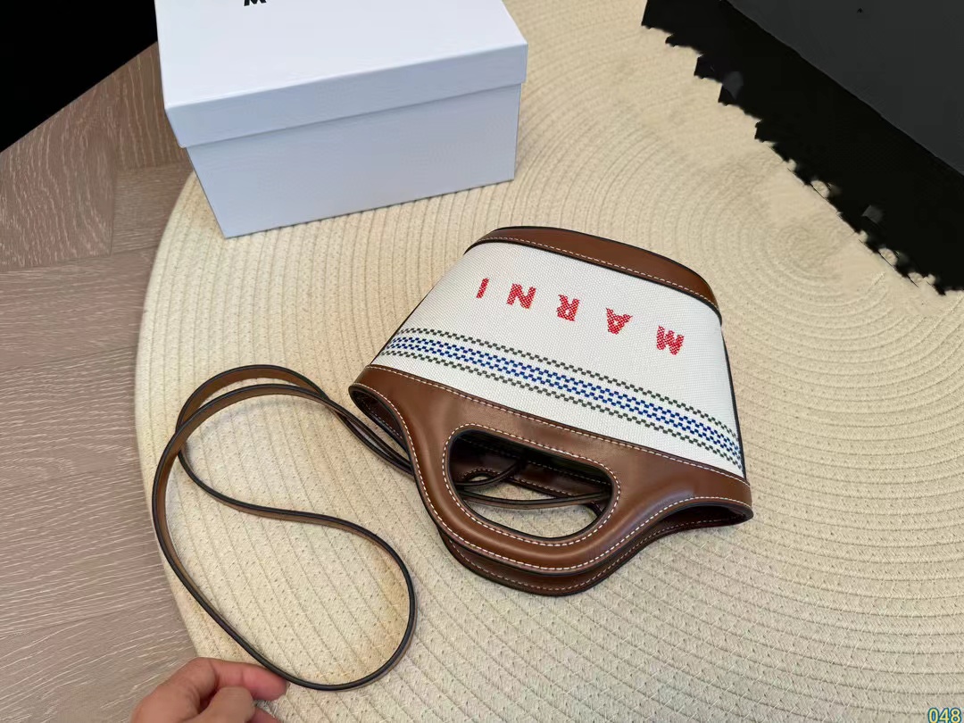 Marni かごハンドバッグ【50％割引+送料無料】