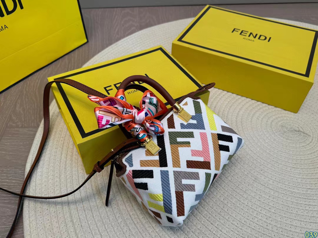 FEND1 FF カラフルトートバッグ【50％割引+送料無料】