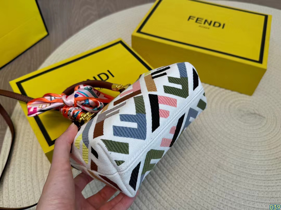 FEND1 FF カラフルトートバッグ【50％割引+送料無料】