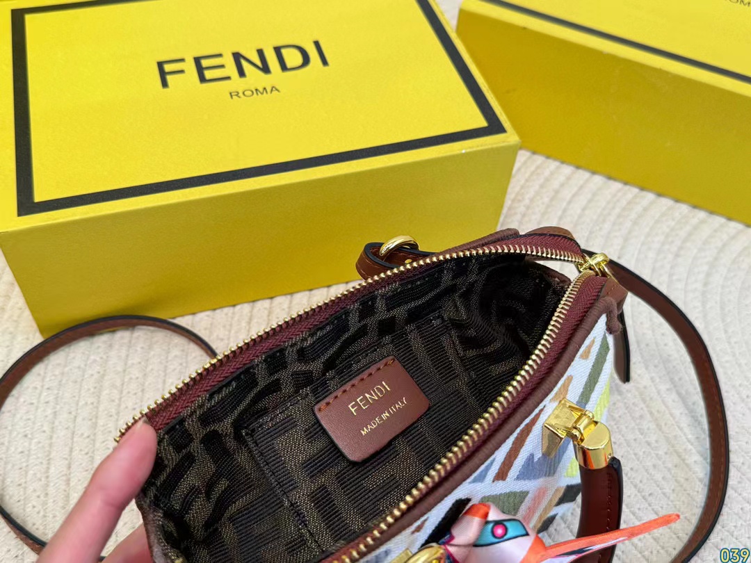 FEND1 FF カラフルトートバッグ【50％割引+送料無料】