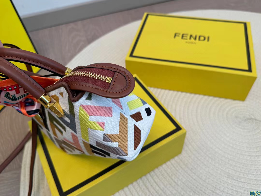 FEND1 FF カラフルトートバッグ【50％割引+送料無料】