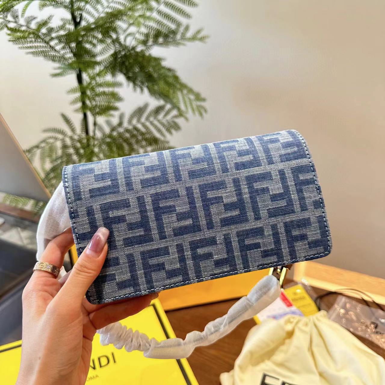 FEND1 FF デニムハンドバッグ【50％割引+送料無料】